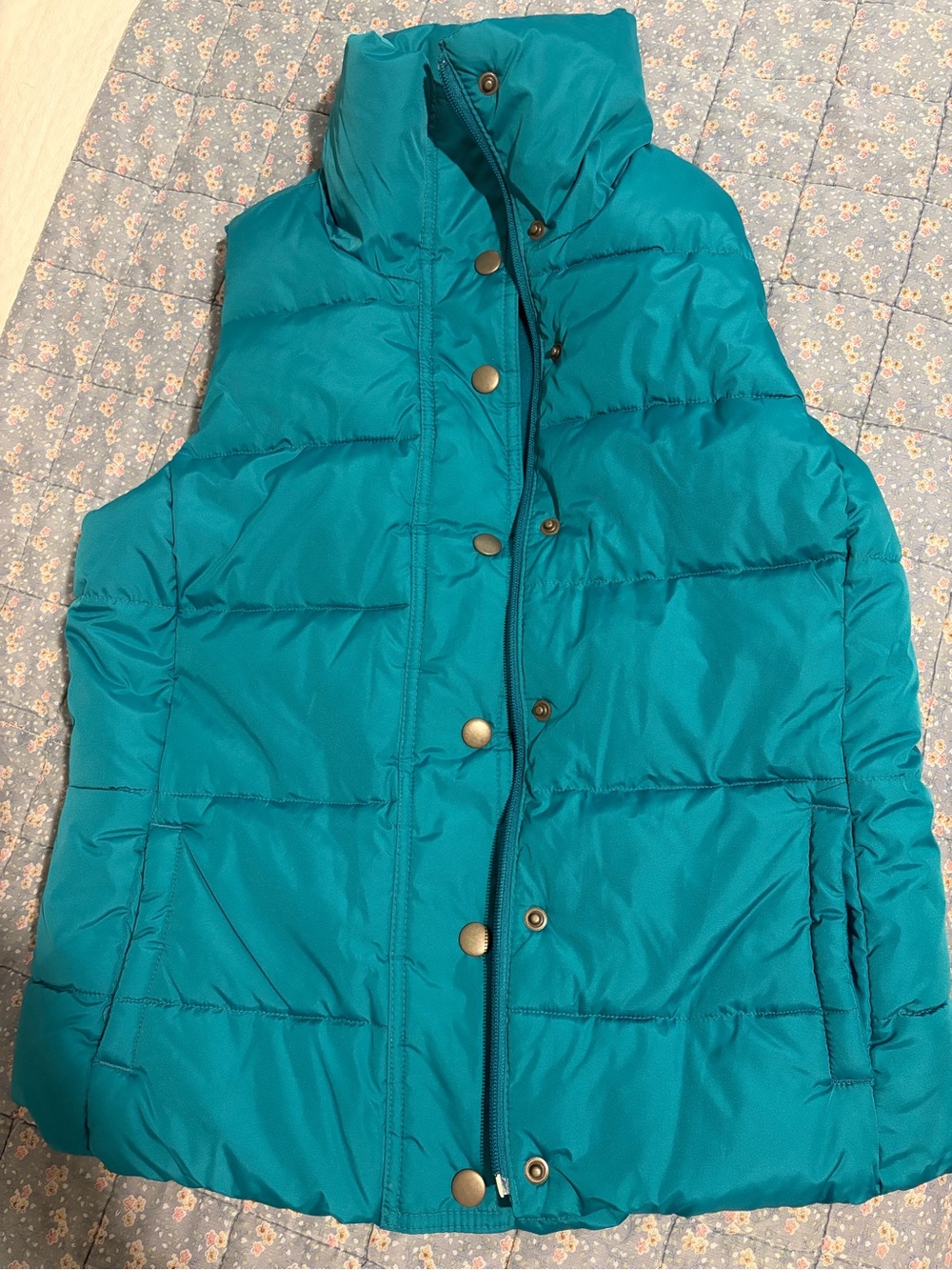 Old NavyTeal Puffer Vest - Women's Sleeveless Jacket